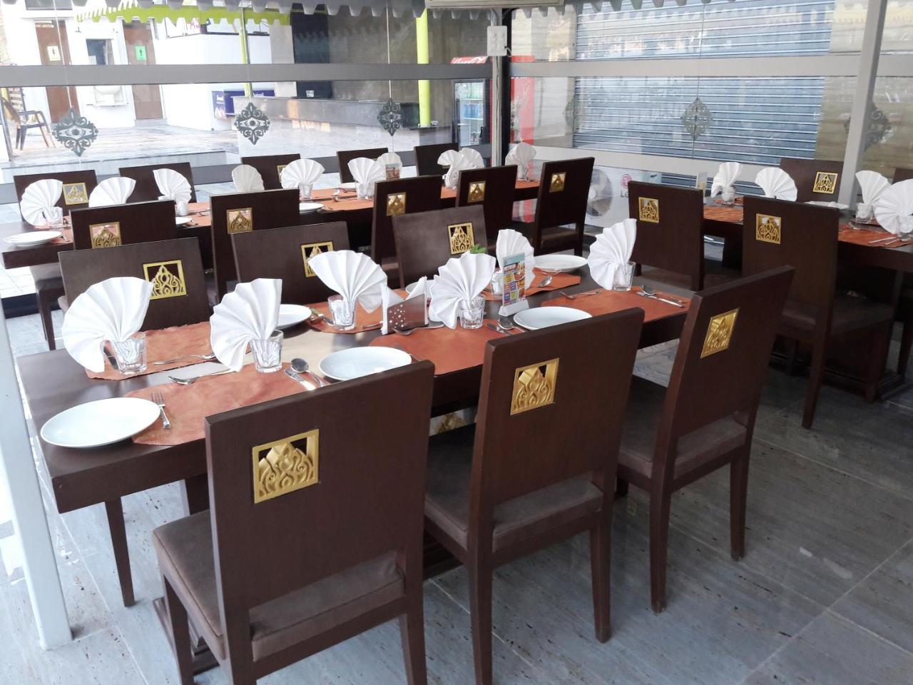 Dev Motel And Banquet Nadiād Zewnętrze zdjęcie